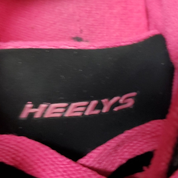 Heelys  size 5 - Picture 4 of 8